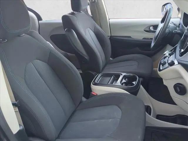 2021 Chrysler Pacifica Touring