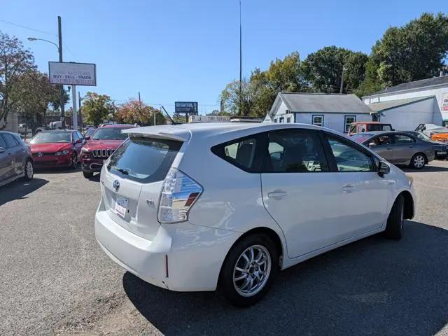 2014 Toyota Prius v Three