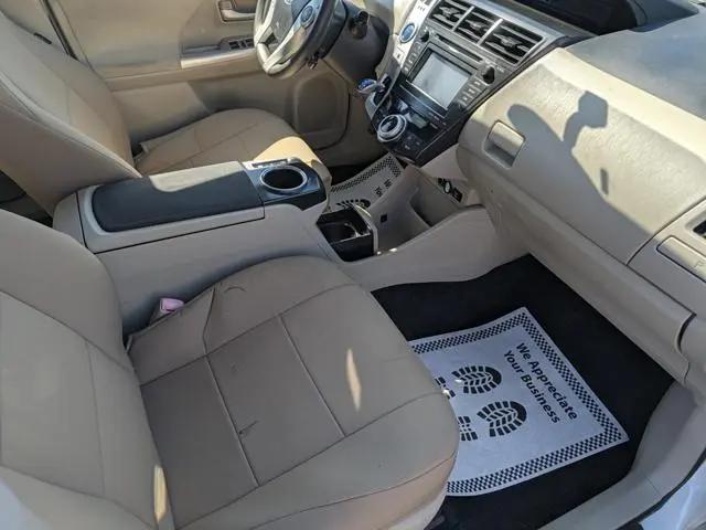 2014 Toyota Prius v Three
