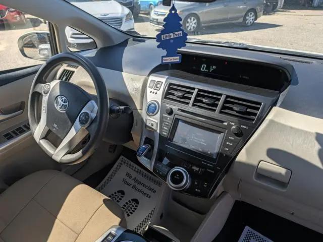 2014 Toyota Prius v Three