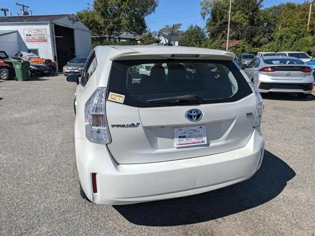 2014 Toyota Prius v Three