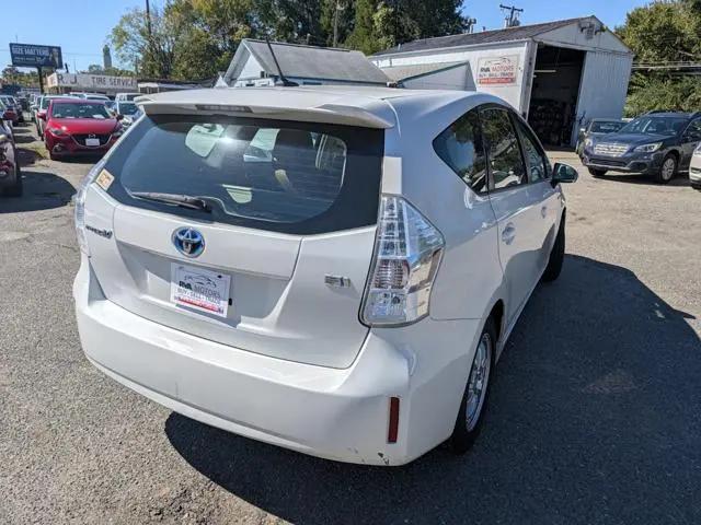 2014 Toyota Prius v Three