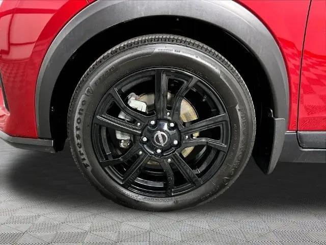 2023 Nissan Kicks SR Xtronic CVT