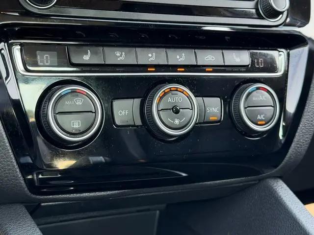 2017 Volkswagen Jetta 1.8T SEL