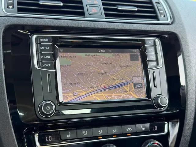 2017 Volkswagen Jetta 1.8T SEL