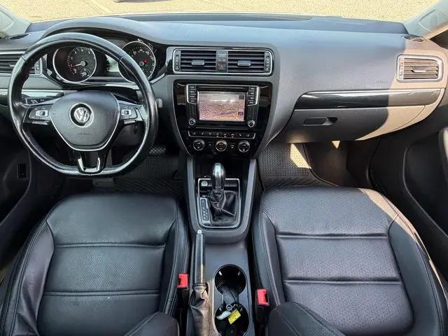 2017 Volkswagen Jetta 1.8T SEL