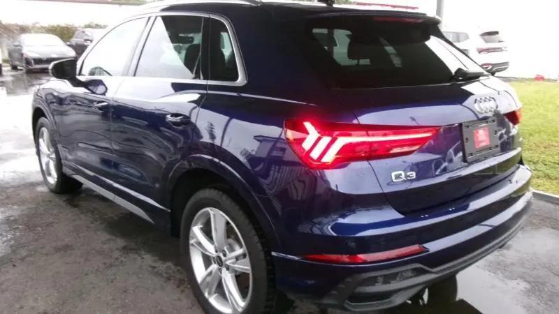2024 Audi Q3 Premium 45 TFSI S line quattro Tiptronic