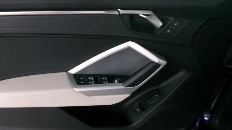 2024 Audi Q3 Premium 45 TFSI S line quattro Tiptronic