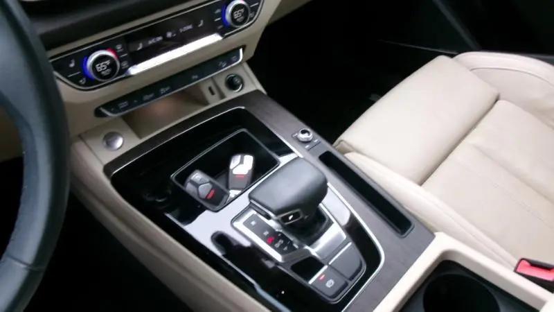 2023 Audi Q5 Premium Plus 45 TFSI S line quattro