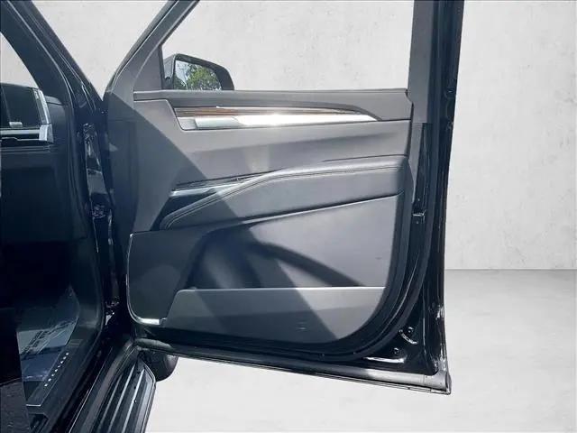 2025 Cadillac Escalade Premium Luxury
