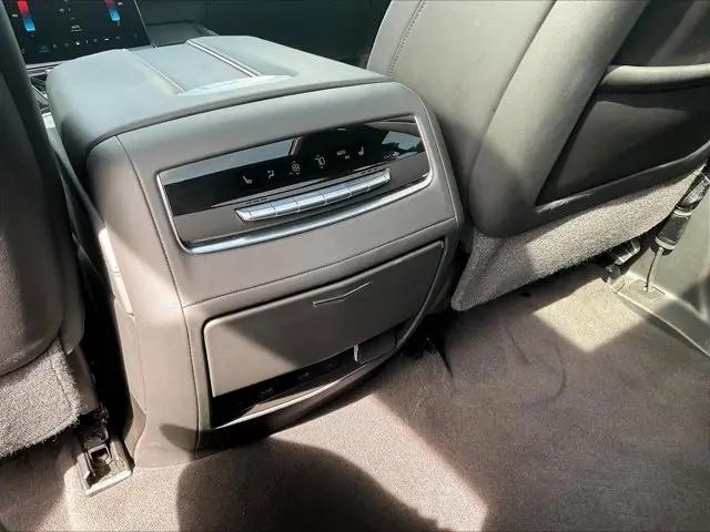 2025 Cadillac Escalade Premium Luxury