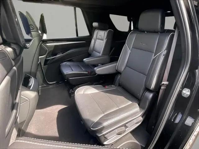 2025 Cadillac Escalade Premium Luxury