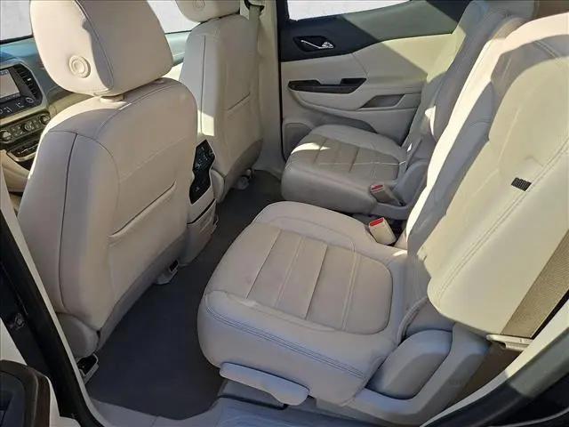 2021 GMC Acadia FWD Denali