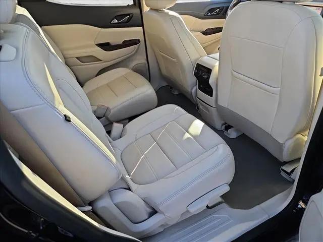 2021 GMC Acadia FWD Denali