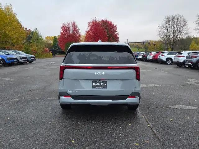 2027 Kia Carnival LXS