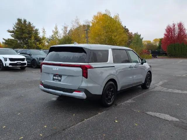 2027 Kia Carnival LXS