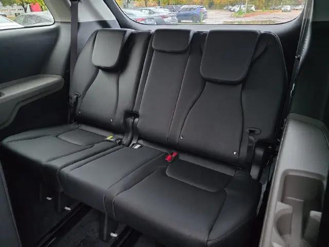 2027 Kia Carnival LXS