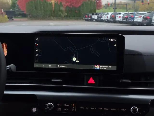 2027 Kia Carnival LXS
