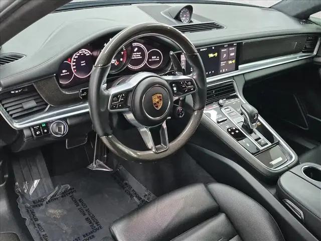 2017 Porsche Panamera Turbo