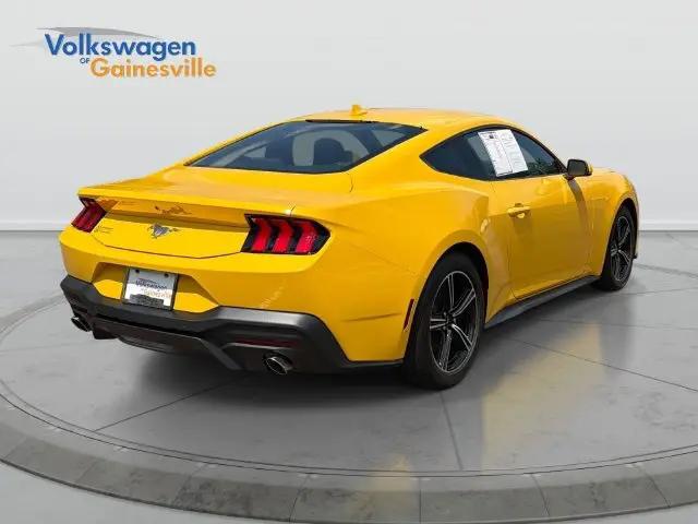 2024 Ford Mustang EcoBoost Fastback