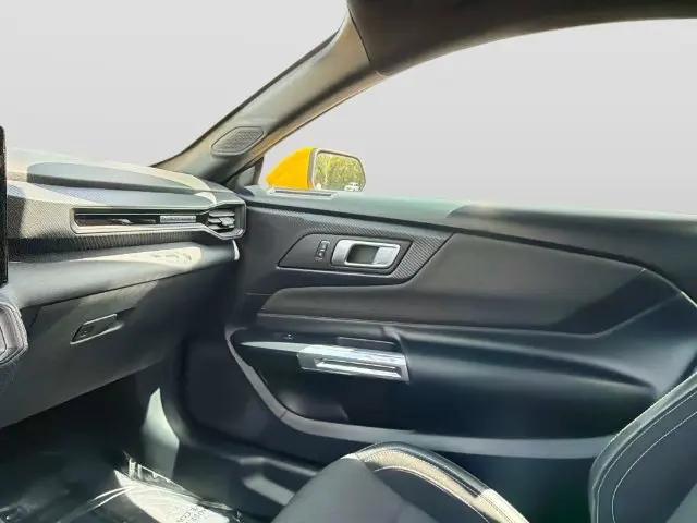 2024 Ford Mustang EcoBoost Fastback