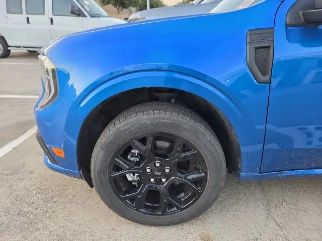 2025 Ford Maverick Lobo Standard