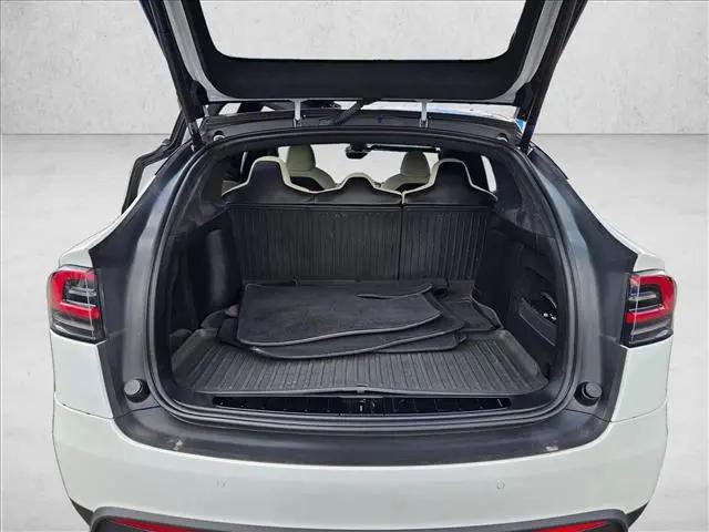 2022 Tesla Model X Plaid Tri Motor All-Wheel Drive