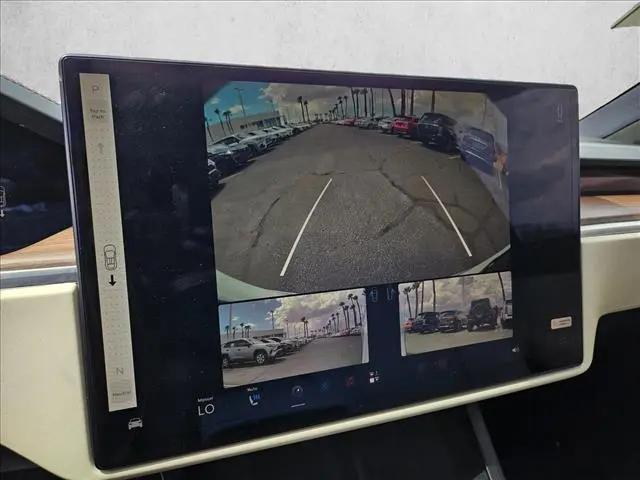2022 Tesla Model X Plaid Tri Motor All-Wheel Drive