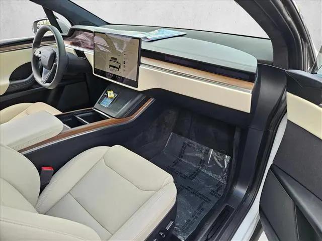 2022 Tesla Model X Plaid Tri Motor All-Wheel Drive