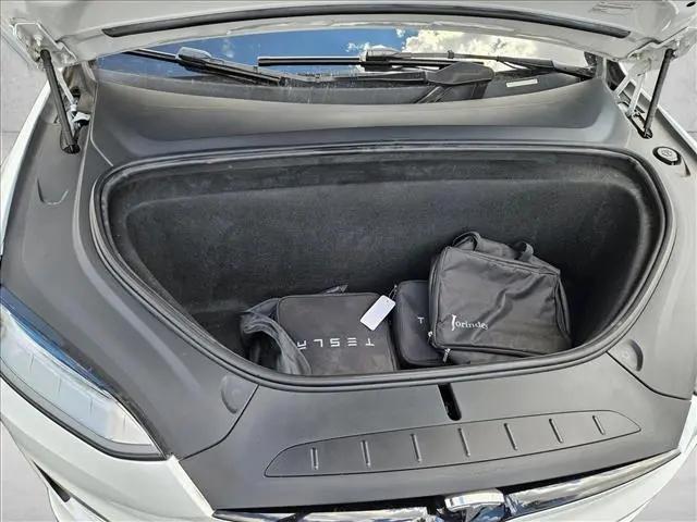 2022 Tesla Model X Plaid Tri Motor All-Wheel Drive