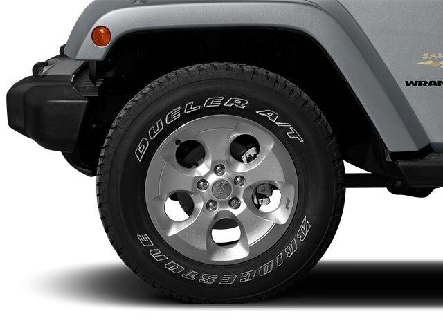 2014 Jeep Wrangler photo 11 of 16