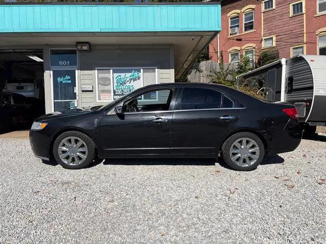 2011 Lincoln MKZ Base for sale in Akron, OH