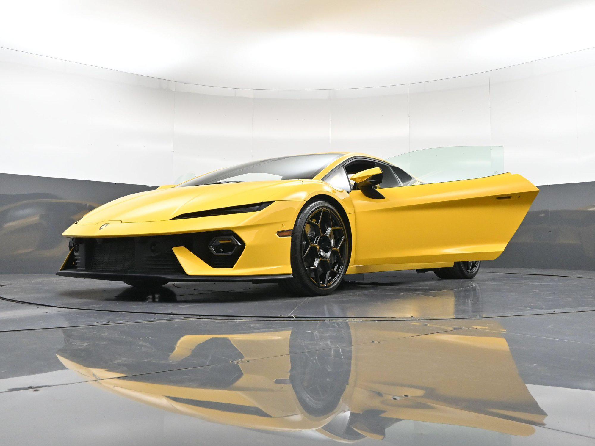 2026 Lamborghini Temerario Base