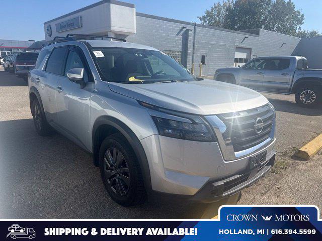 2024 Nissan Pathfinder SV 4WD for sale in Holland, MI