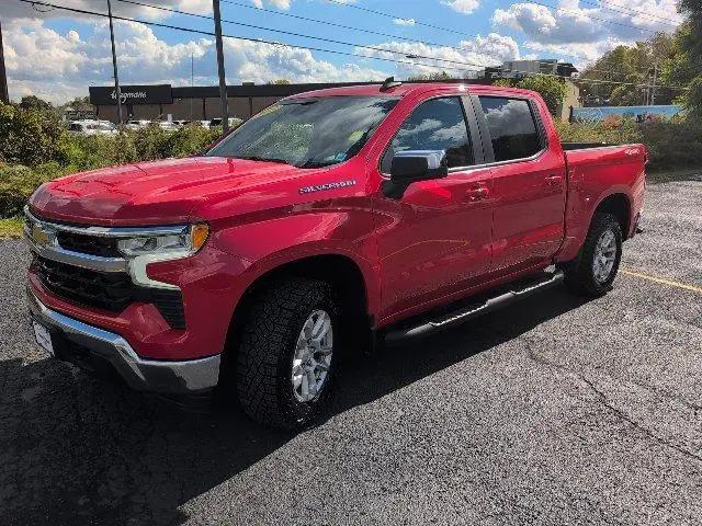 2023 Chevrolet Silverado 1500 4WD Crew Cab Short Bed LT with 2FL for sale in Newark, NY