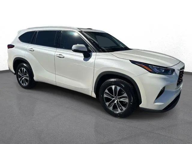 2020 Toyota Highlander XLE for sale in Jacksonville, FL