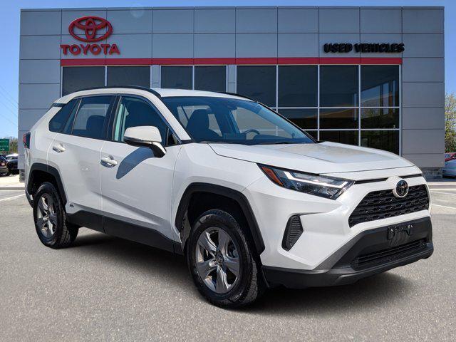 2025 Toyota RAV4 Hybrid XLE