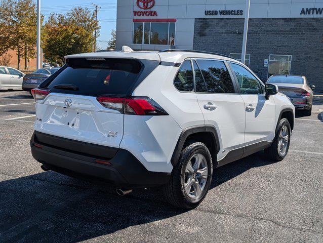 2025 Toyota RAV4 Hybrid XLE