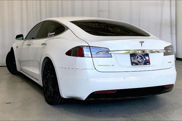 2016 Tesla Model S 90D