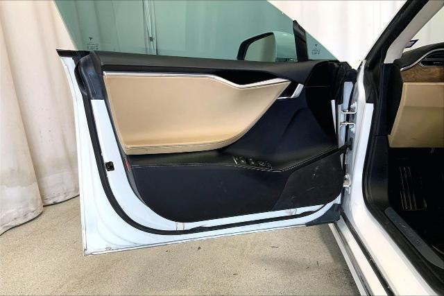 2016 Tesla Model S 90D