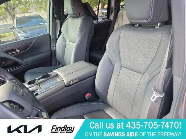 2025 Lexus LX Luxury