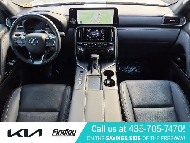 2025 Lexus LX Luxury