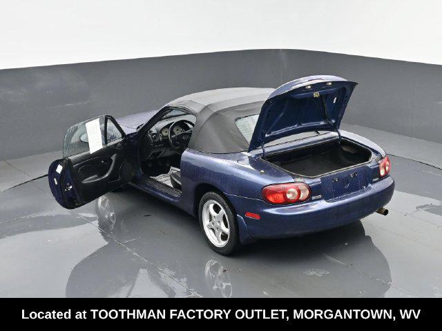 2001 Mazda MX-5 Base