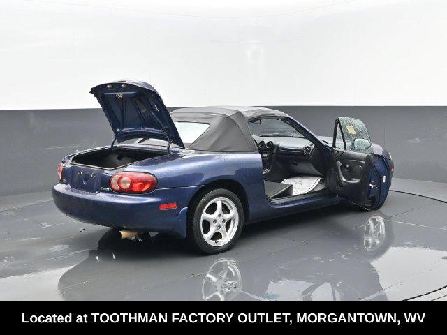 2001 Mazda MX-5 Base