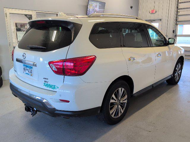 2019 Nissan Pathfinder SV