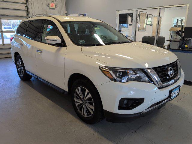 2019 Nissan Pathfinder SV