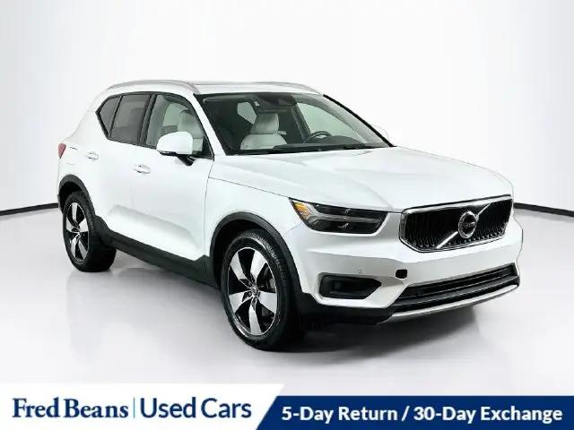2021 Volvo XC40 T5 Momentum for sale in Roslyn, PA