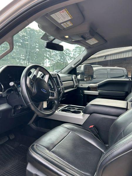 2017 Ford F-350 LARIAT