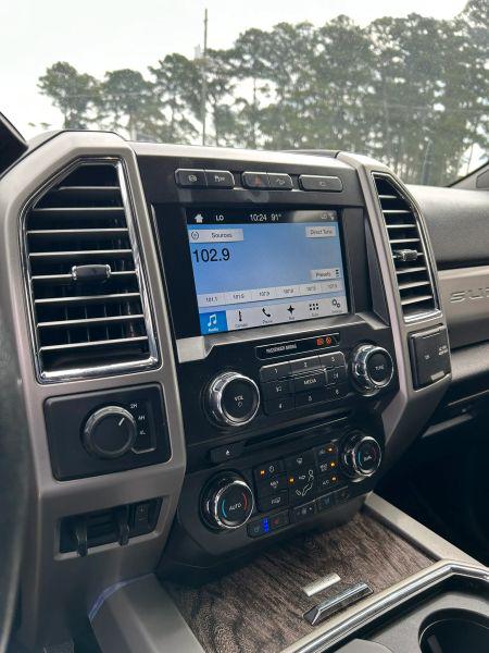 2017 Ford F-350 LARIAT