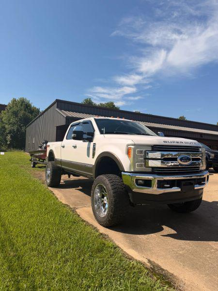 2017 Ford F-250 LARIAT